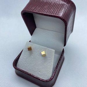 10k 3D square earrings